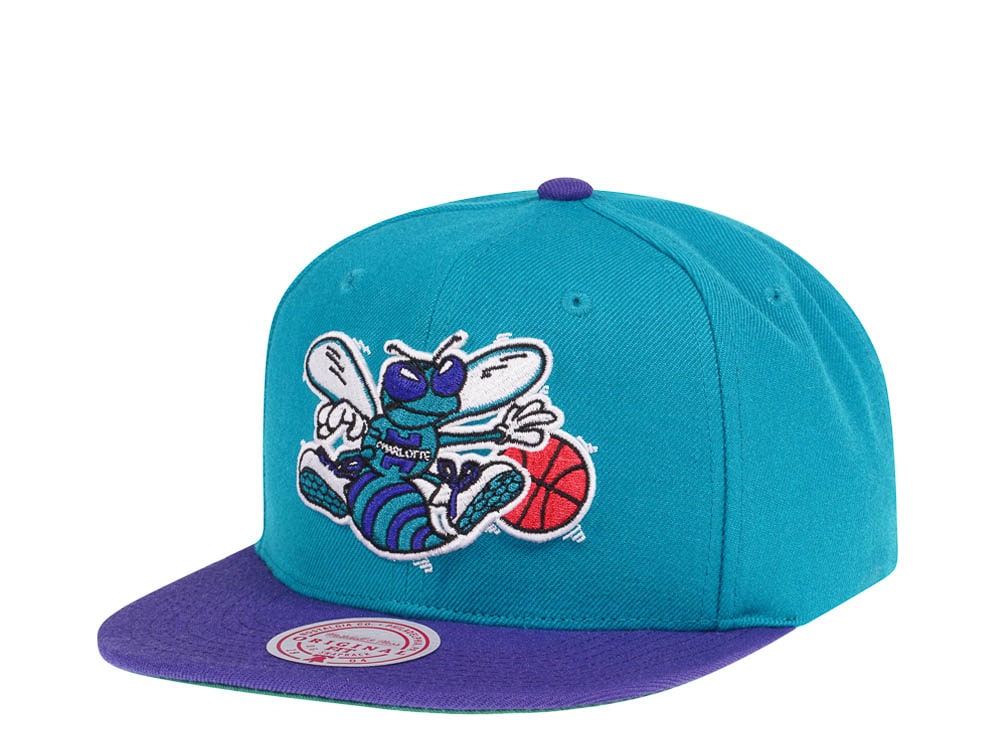 Mitchell & Ness Charlotte Hornets Team Two Tone Hardwood Classics Snapback Cap