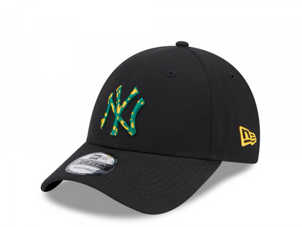 New Era New York Yankees Seasonal Infill Black 9Forty Strapback Cap