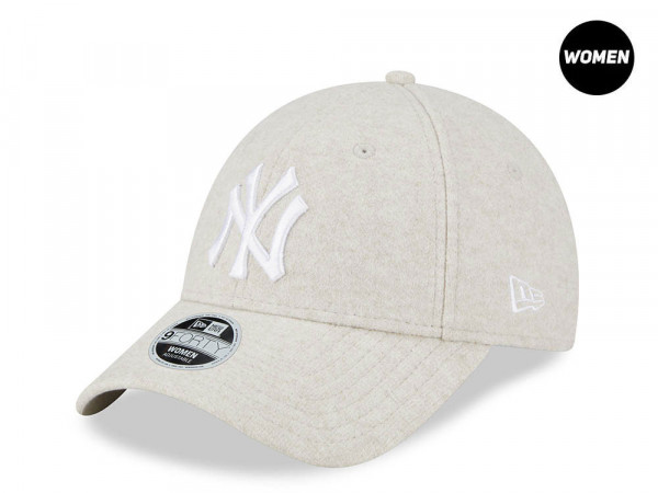 New Era New York Yankees Fleece Stone Womens 9Forty Strapback Cap