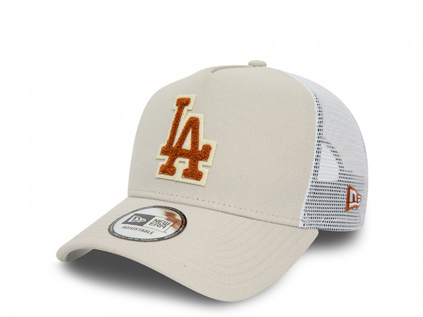 New Era Los Angeles Dodgers Boucle Stone 9Forty Trucker Strapback Cap