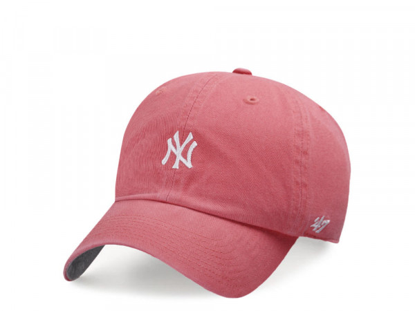 47Brand New York Yankees Island Red Base Runner Clean up Strapback Cap